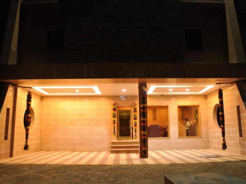 Sree Bharani Hotels Тірунелвелі Екстер'єр фото